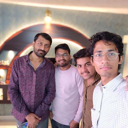 Kashi Dham Homestay Varanasi Esterno foto