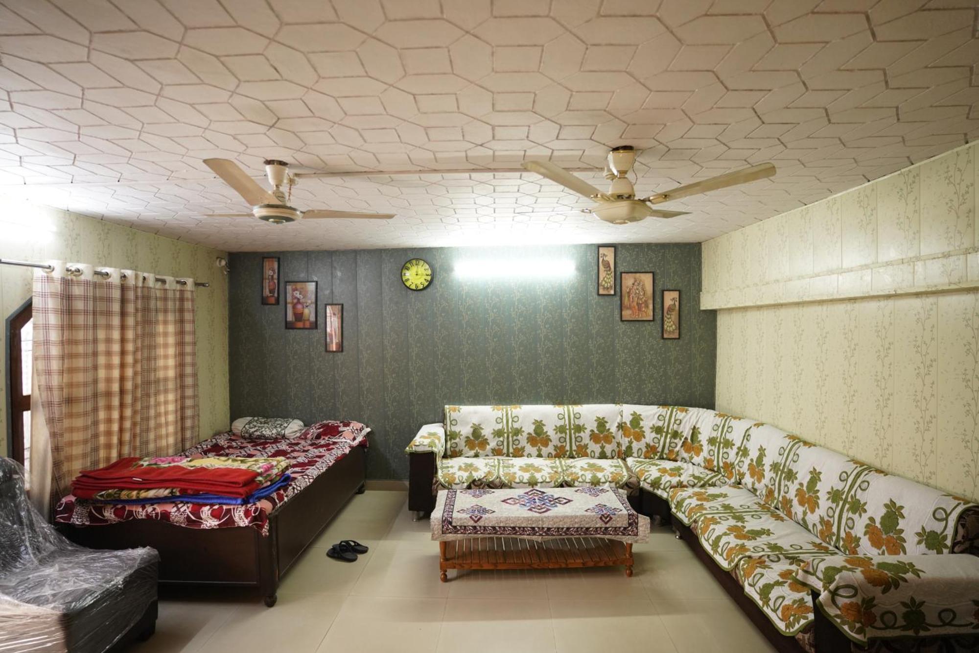 Kashi Dham Homestay Varanasi Esterno foto