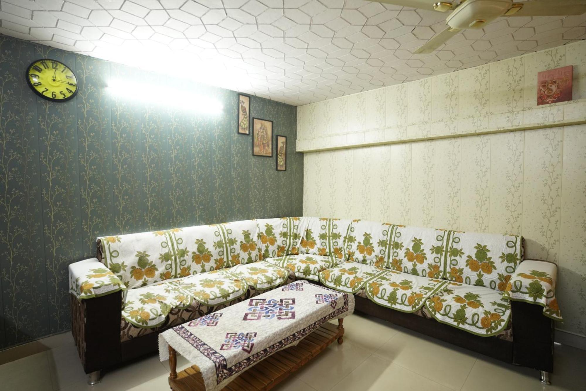 Kashi Dham Homestay Varanasi Esterno foto