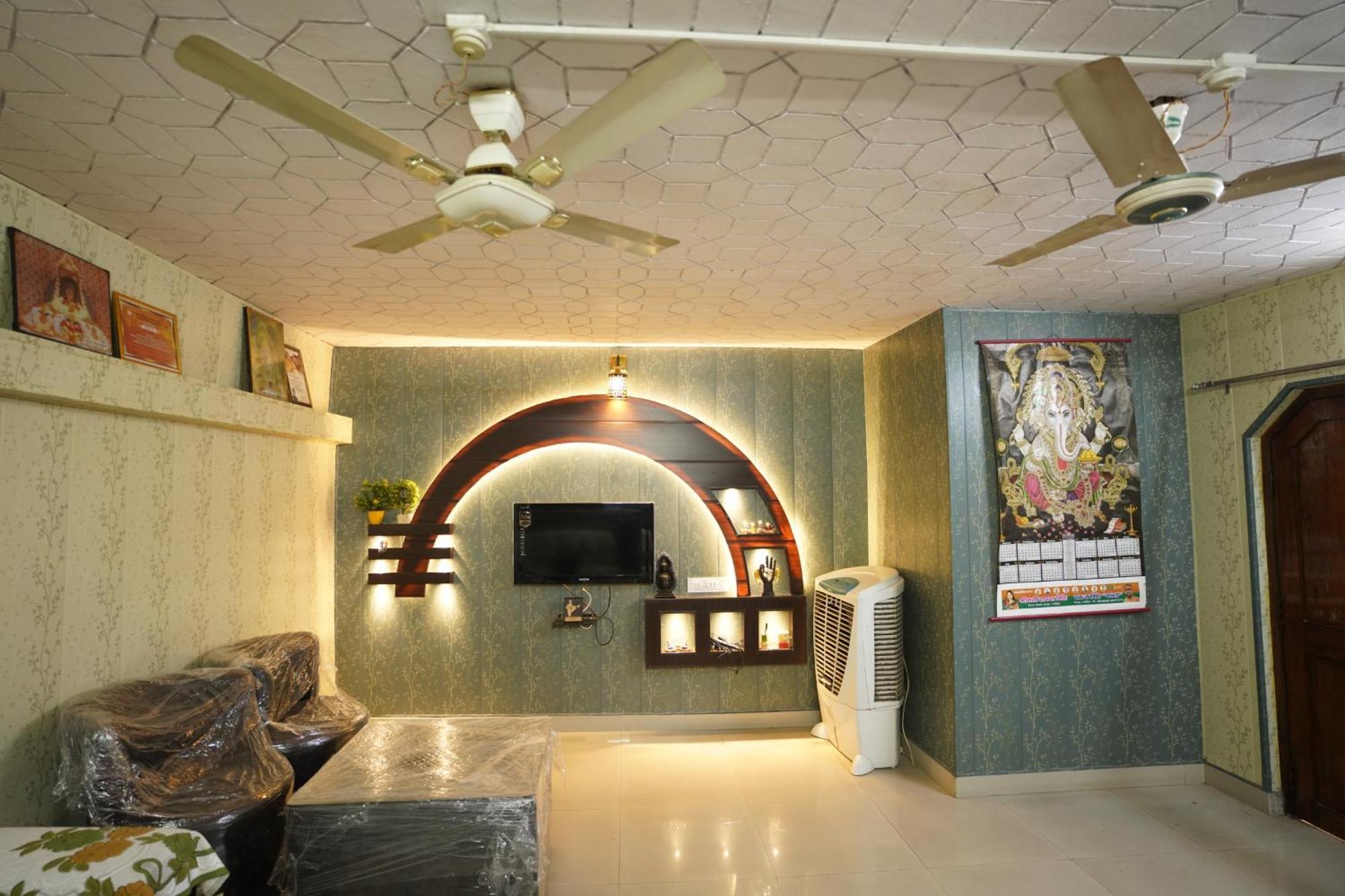 Kashi Dham Homestay Varanasi Esterno foto